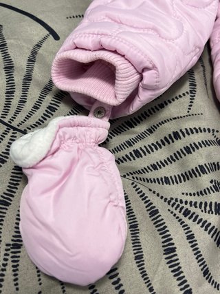 Traje de nieve rosa para bebé de la marca chicco