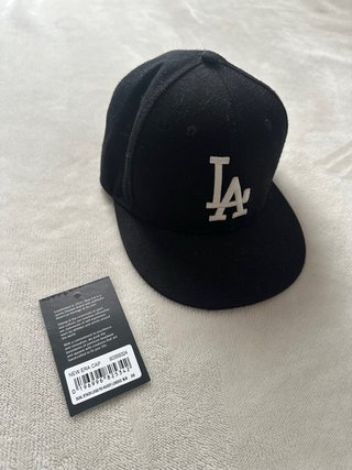Gorra New Era LA Negra 7 1/8 talla 57 cm