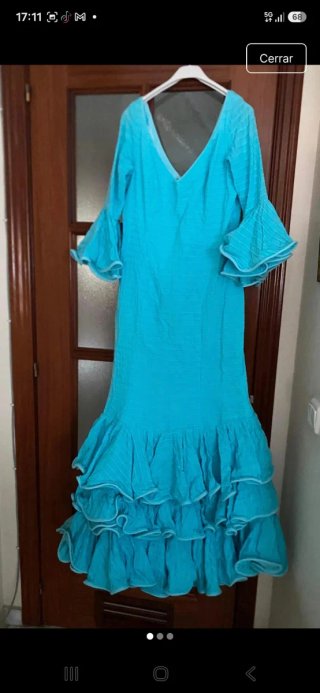 Traje de Flamenco Turquesa Talla 44.