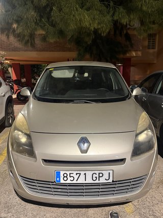 RENAULT GRAND SCÉNIC 1.5 dCi 106 CV DIÉSEL – 2009