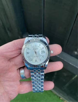 Reloj de hombre plateado