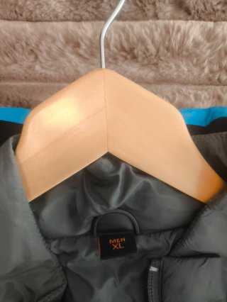Cazadora Azul goretex. Cortavientos interior.