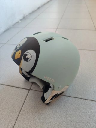 Casco de esquí infantil con diseño