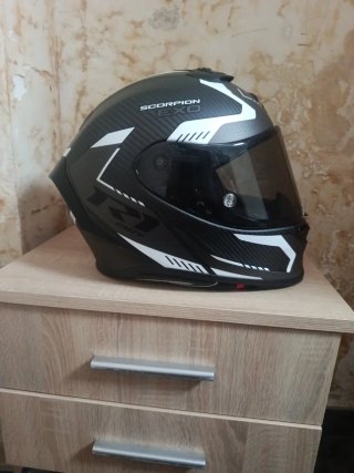 Casco de moto scorpion exo r1 evo carbón