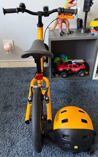 Bicicleta sin pedales BTWIN 12” amarilla