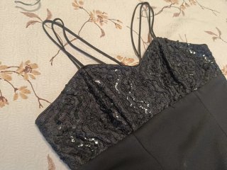 Vestido fiesta negro - capas gasa y lentejuelas