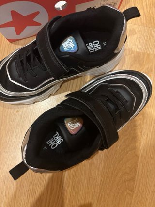 Zapatillas OH! girl negras y plateadas