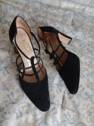 Zapatos de vestir de ante negros