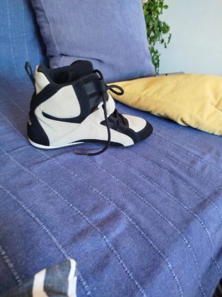Zapatillas Buffalo Beige y Negras