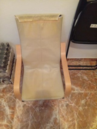 Hamaca infantil con estructura de madera