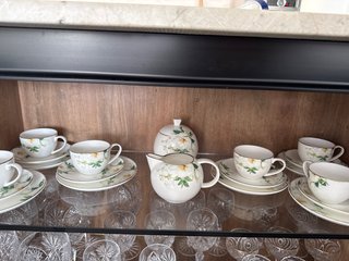 Juego de café de porcelana