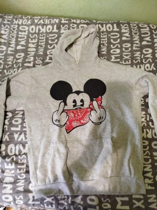 Sudadera Mickey Mouse gris con bandana