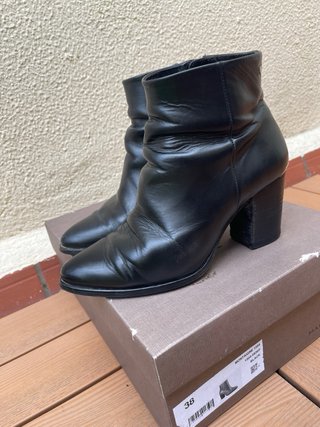 Botines Martinelli Negros Talla 38
