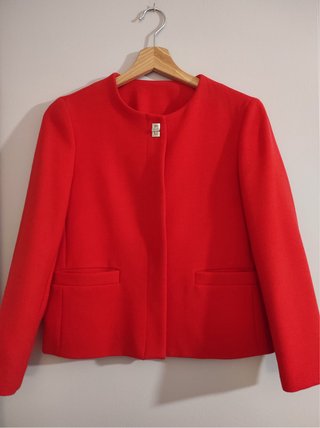 Blazer/chaqueta de Zara (Talla S).