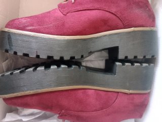 Zapatos de ante Vivienne rojos