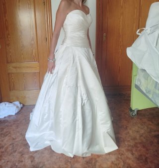 Vestido de novia Rosa Clará palabra de honor