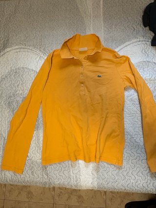 Polo Lacoste manga larga amarillo