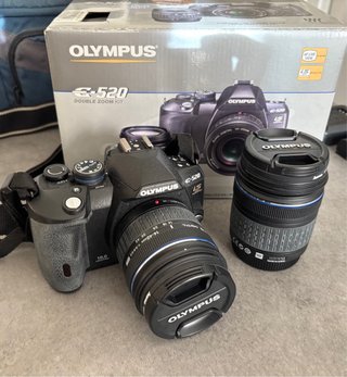 Cámara Olympus E-520 Doble Zoom Kit
