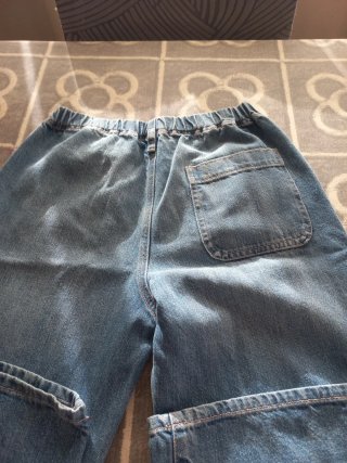 Pantalón vaquero ancho Zara