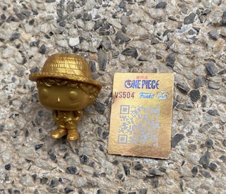 Figura Funko Pop! One Piece Dorada VS504