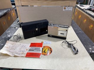 Radio Philips N2205 con magnetófono