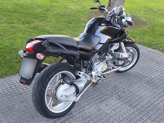 Moto BMW R850R