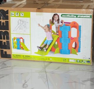 Tobogán y columpio infantil