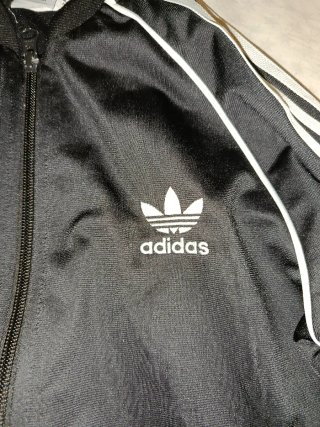 Chaqueta Adidas SST Negra Talla 152