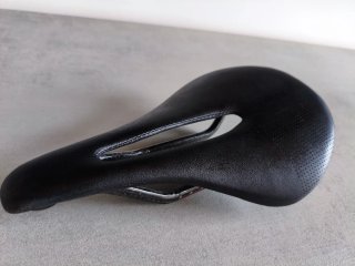 Sillín de Carbono para MTB o Carretera