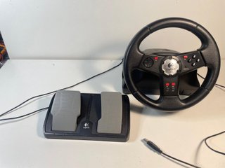 Volante y Pedales Logitech E-UK12