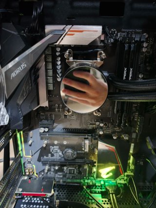 Ryzen 7 5800X + Placa Base Aorus B450