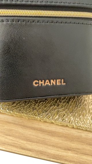 Necessaire Chanel in pelle nera