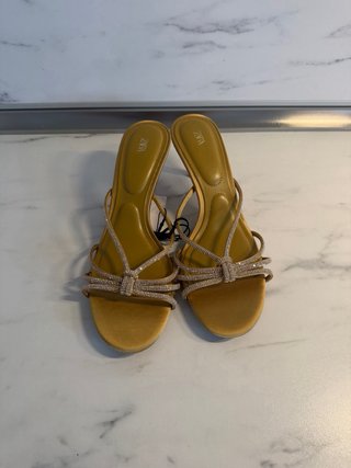 Sandalias Zara