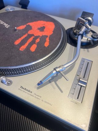 Tocadiscos Technics SL-DD2