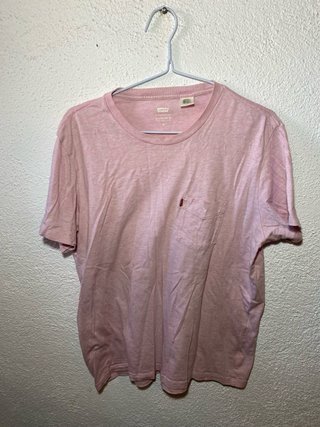 Camiseta Levi's Supima Rosa Talla M