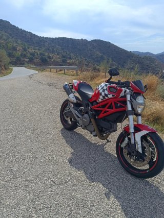 Ducati Monster 696 A2