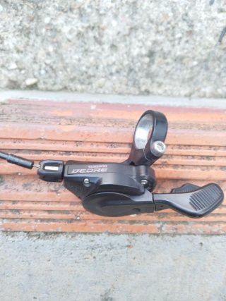 Maneta de cambio Shimano Deore MTB