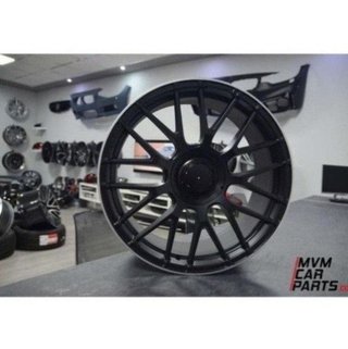 Juego de 4 Llantas 18 GTS Black Matt MB24