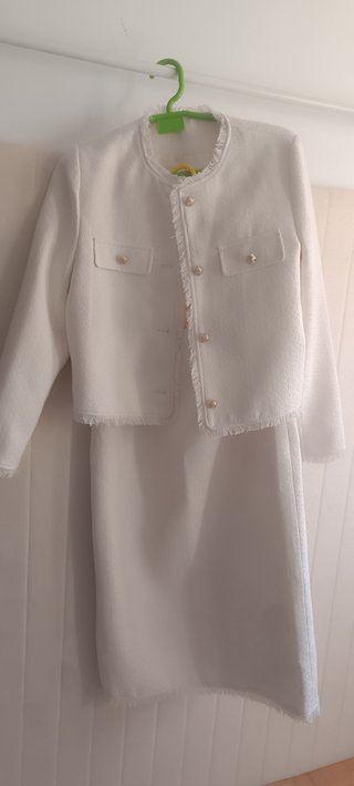 Conjunto de Vestido y Chaqueta Blanco
