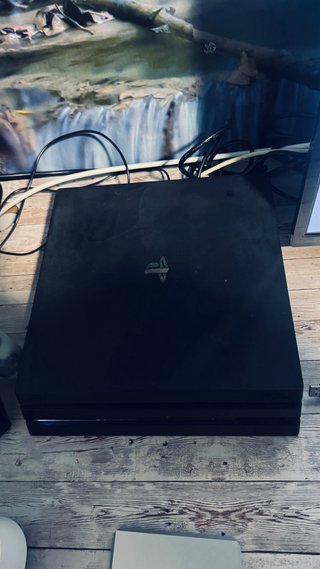 PlayStation 4 Pro 1TB Negra