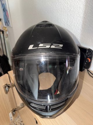Casco de moto LS2 negro