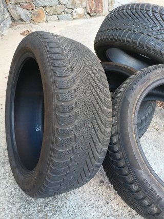 4 Neumáticos Pirelli Winter 215/50 R18 92V XL