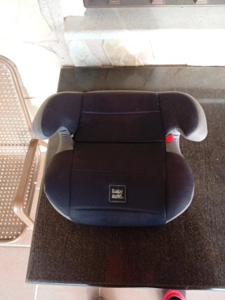 Alzador de coche para niño Babyauto