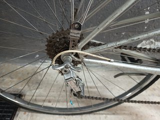 Bicicleta antigua con cambio en barra