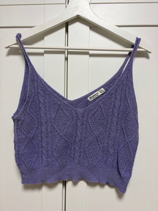 Top de tirantes croché morado Stradivarius