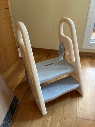 Escalón infantil plegable