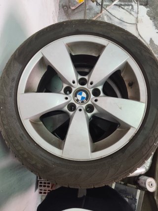 Llantas BMW con neumáticos