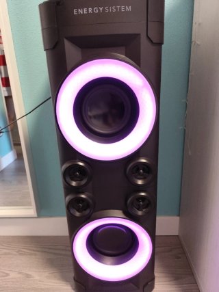 Tower Altavoz Energy Sistem party 6 con luces