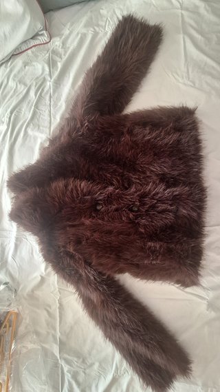 Chaqueta reversible efecto ante y pelo marrón