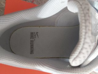 Zapatillas Nike Mujer Gris/Azul celeste.